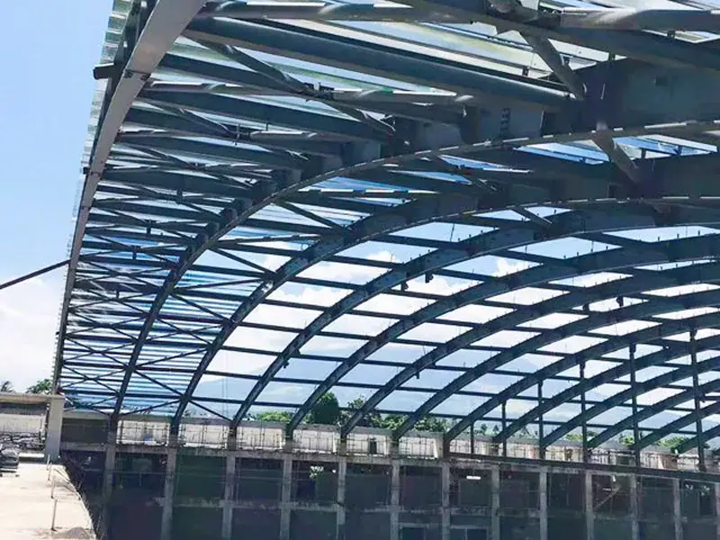 Multifunctioneel staalconstructiegebouw