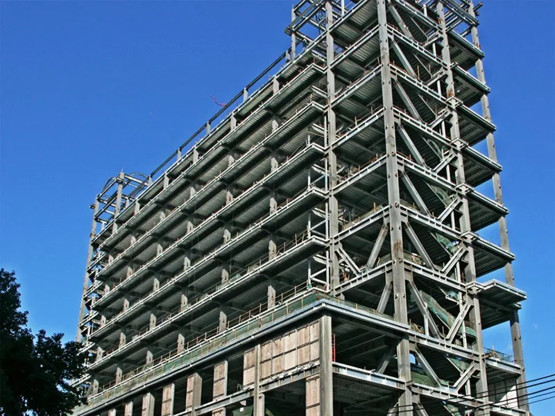 Woongebouw met stalen frame