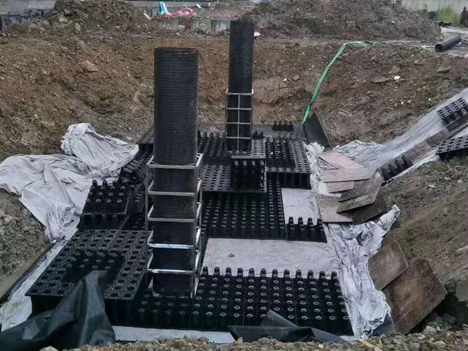 Stalen regenwateropvanggebouw