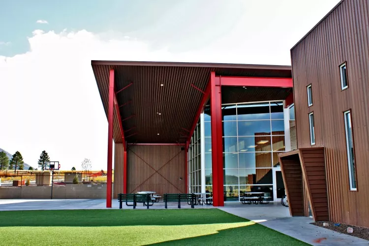 Staalconstructie Modern schoolcomplex